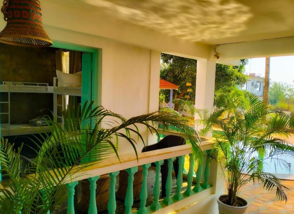 Hotel Turquoiise House Morjim Exterior foto