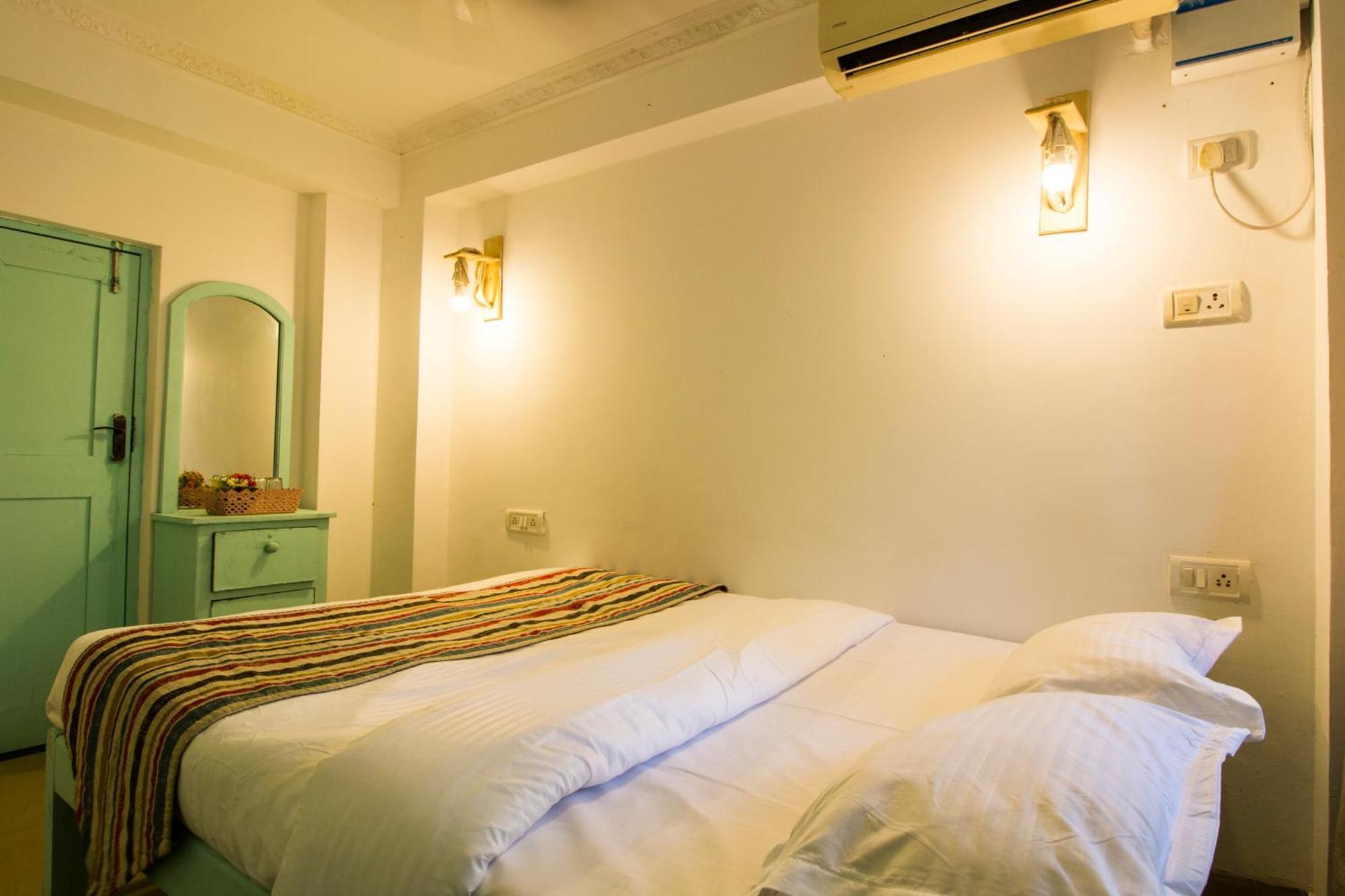 Hotel Turquoiise House Morjim Exterior foto